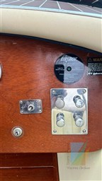 Hacker_Boats_30_Sport_5