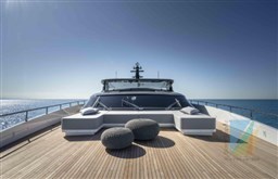 Maiora 30 Walk-Around (14)