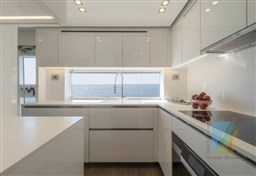 Maiora 30 Walk-Around (28)